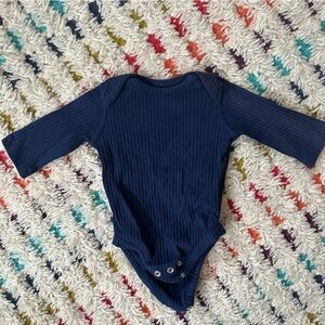 Hanna Andersson Ribbed Navy onesie